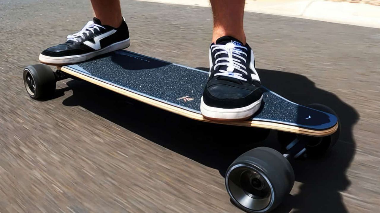 How Much Time Does A WowGo Electric Skateboard Take To Charge?